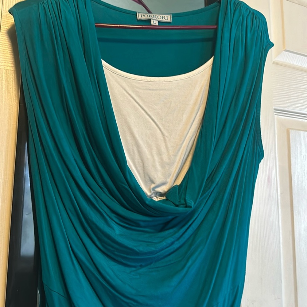 Pokkori sleevless cowlneck nursing top